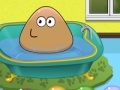 Gra Pou bathing